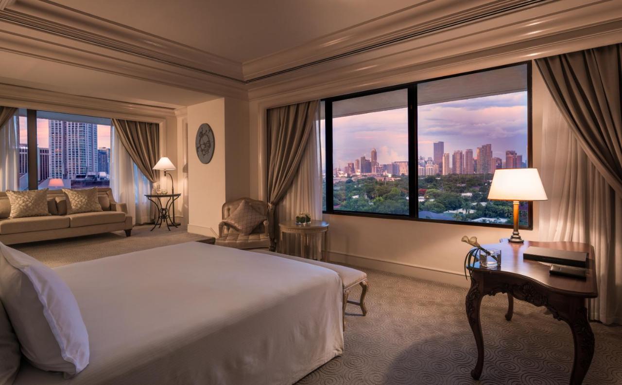 The Peninsula Manila Hotel Makati City Exterior photo A bedroom at the Mandarin Oriental, Bangkok