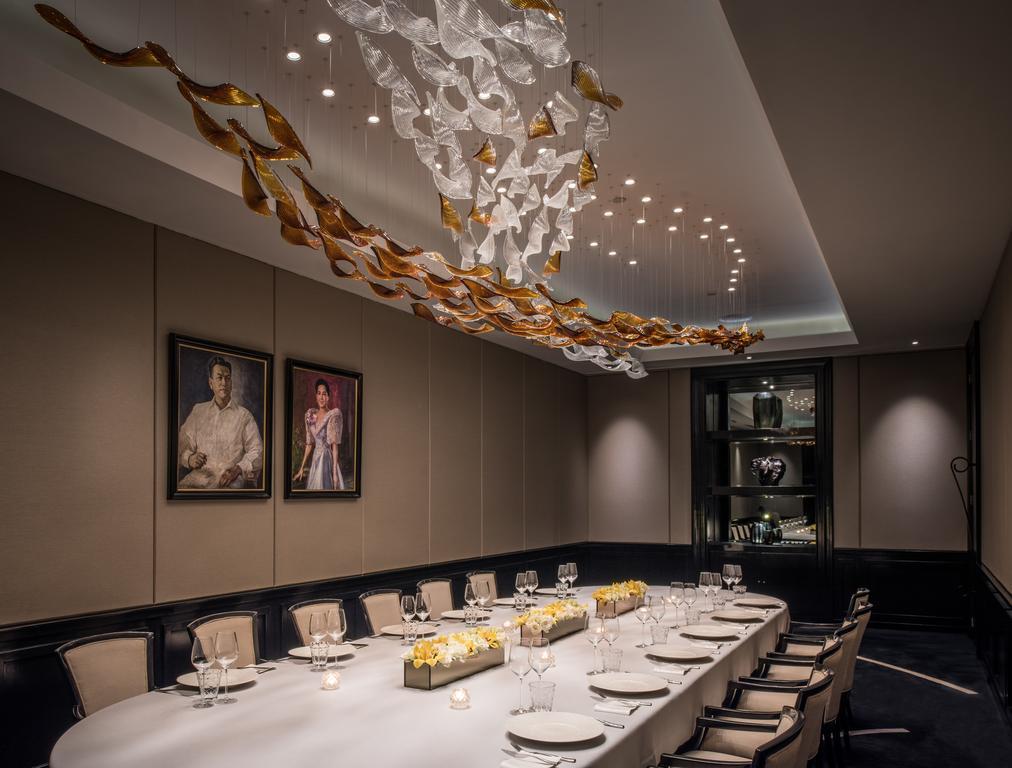 The Peninsula Manila Hotel Makati City Exterior photo The private dining room at the restaurant